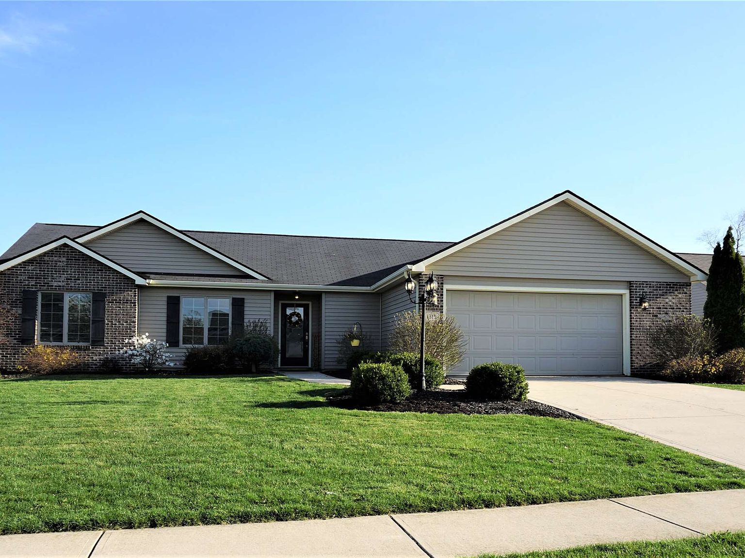 1315 Monte Carlo Dr, Huntertown, IN 46748 Zillow