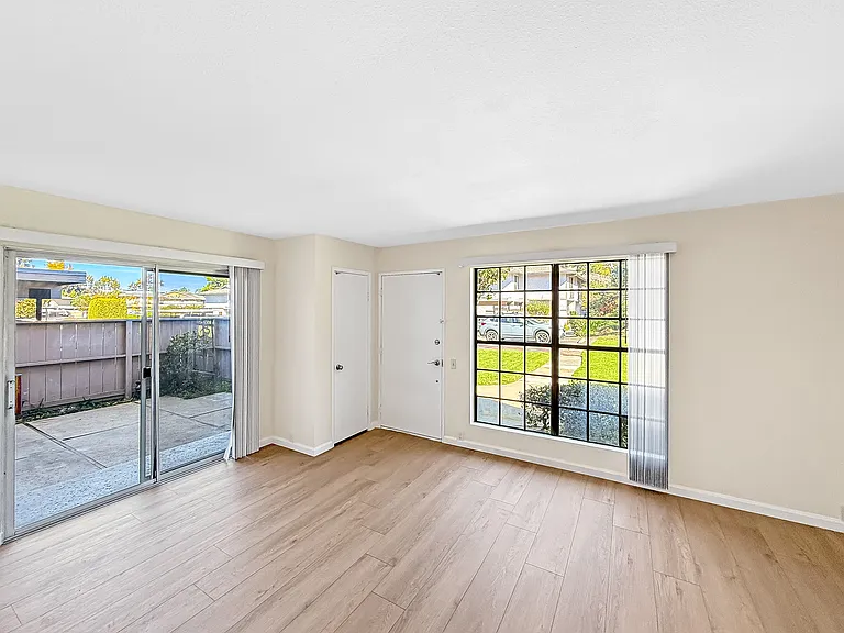 4360 Vision Dr — Photo 4