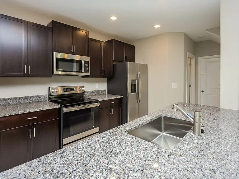 7318 Spring Snowflake Ave — Photo 9
