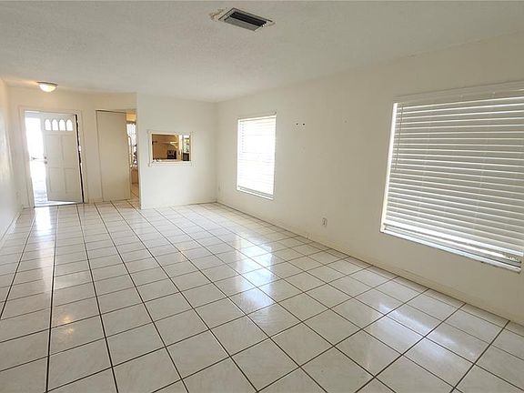 5th image of 4007 78th St W