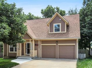 20261 W 219th St, Spring Hill, KS 66083