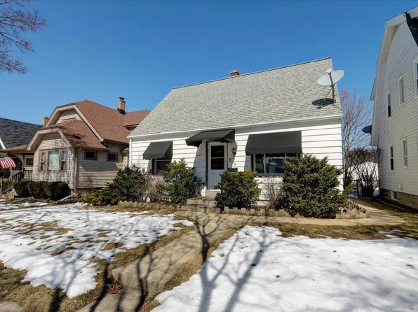 3864 East Holmes AVENUE, Cudahy, WI 53110
