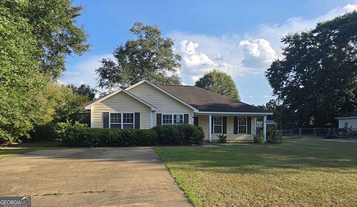 1st image of 107 Tallulah Ln