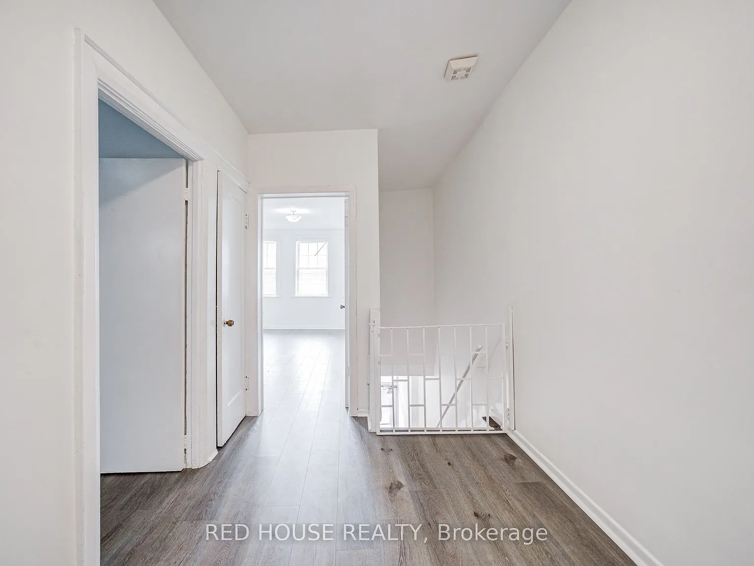 2 bed, $1,900 — Photo 4