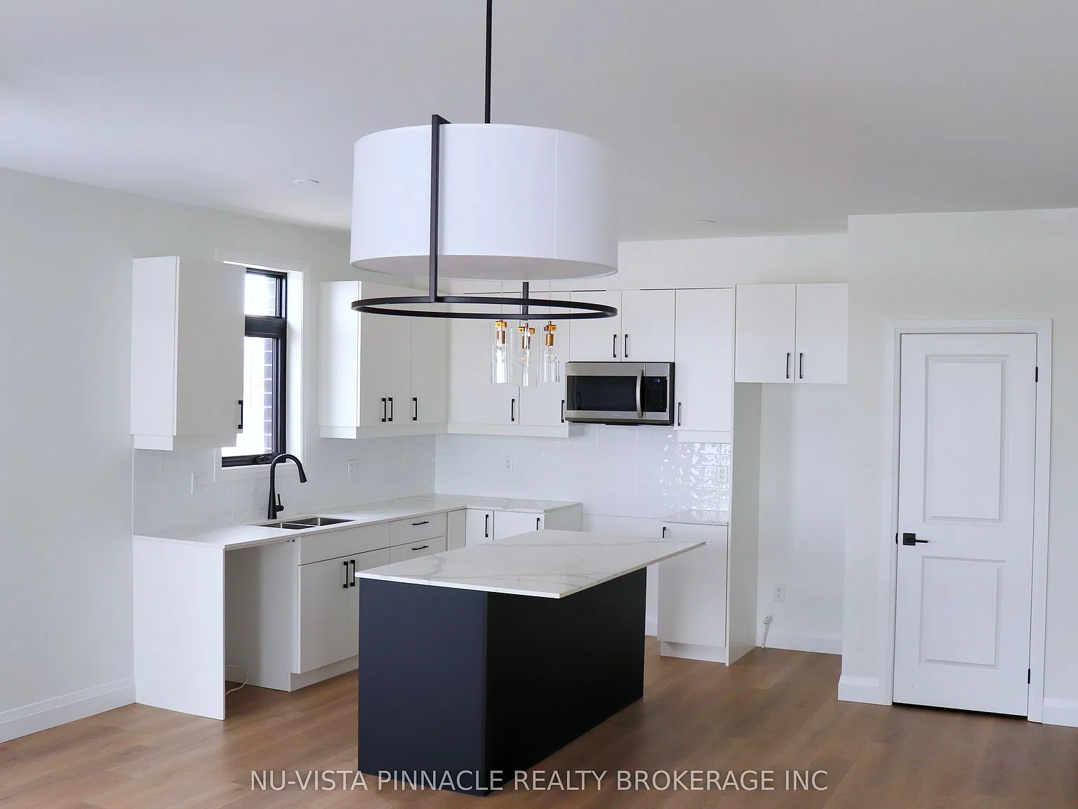 3 bed, $2,350 — Photo 3