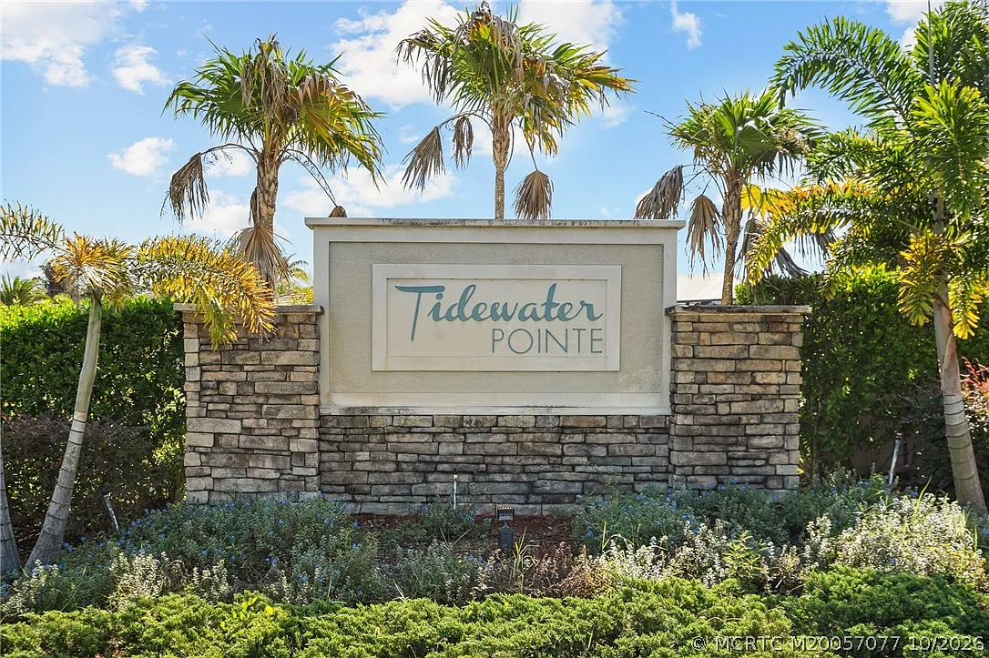 4 bed, 2.0 bath, 2033 sqft, $3,800 — Photo 3