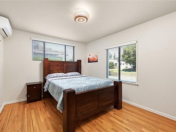5th image of 3103 Hempstead Ave #1