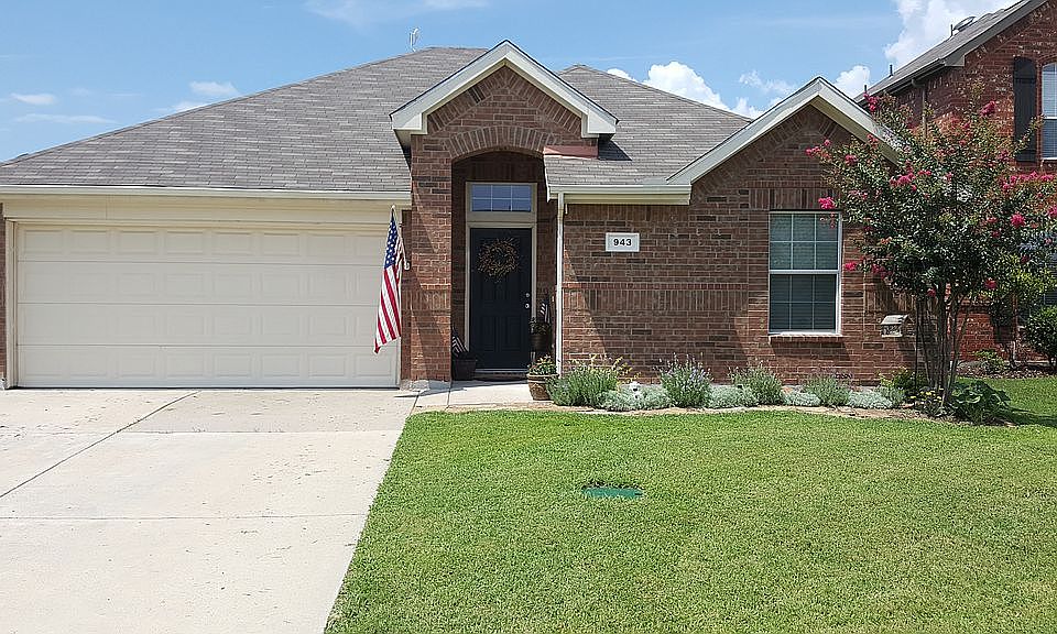 1st image of 943 Bowie Dr