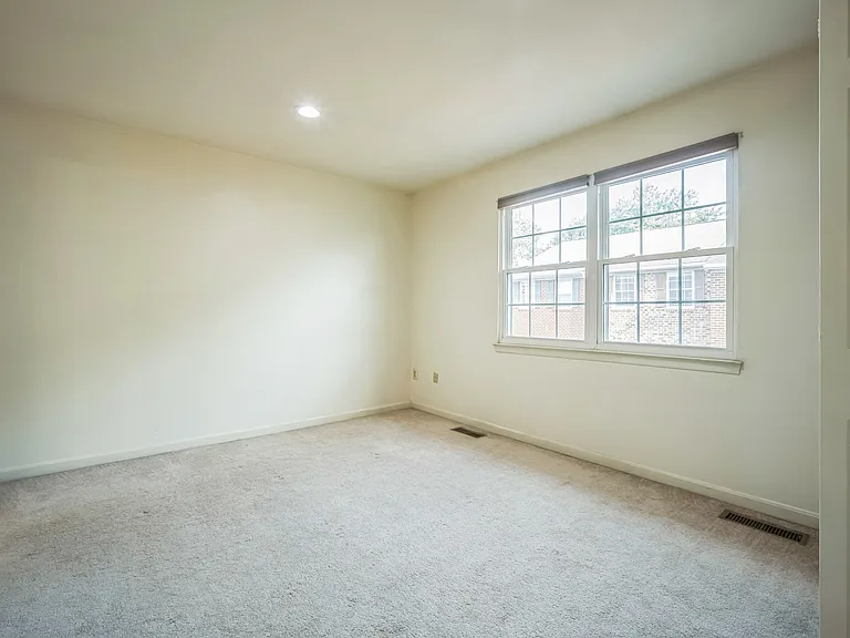948 S Rolfe St — Photo 13