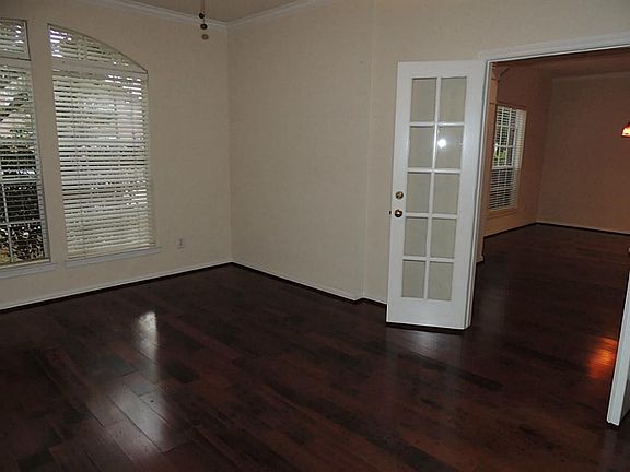 4th image of 23310 Allister Ct