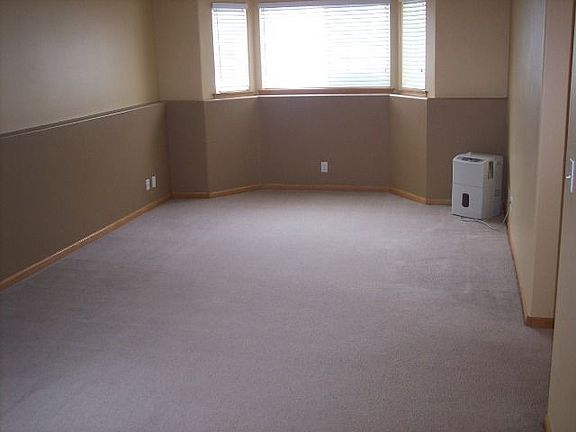 Lower family Room