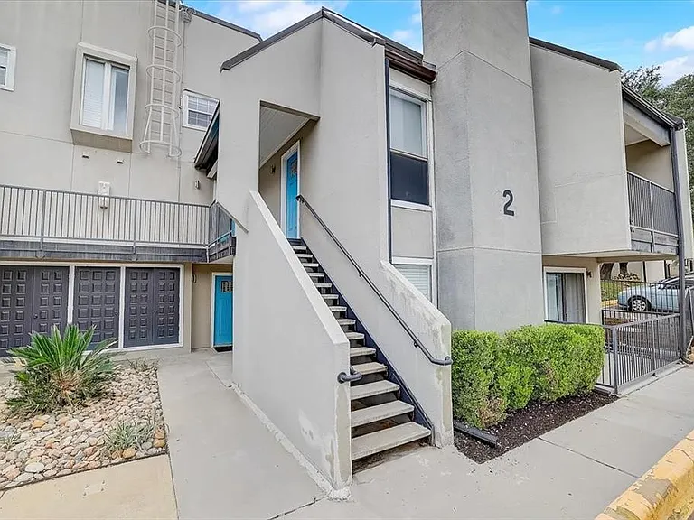 935 La Posada Dr #222 — Photo 34