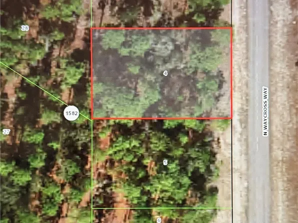 6628 N Waycross Way, Citrus Springs, FL 34433