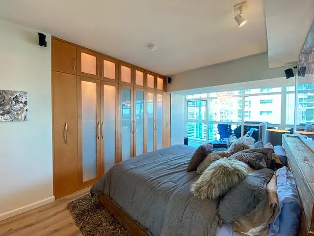 13600 Marina Pointe Dr #1512 — Photo 11