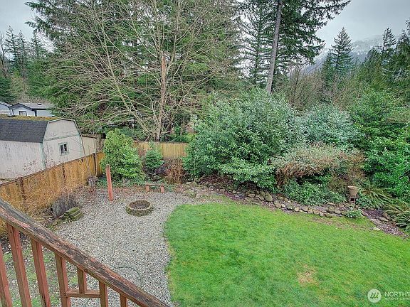 4th image of 44212 Fir Road