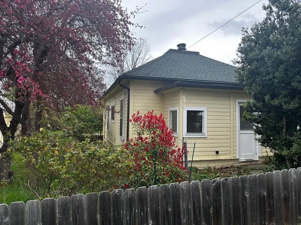 168 Lincoln St, Ashland, OR 97520