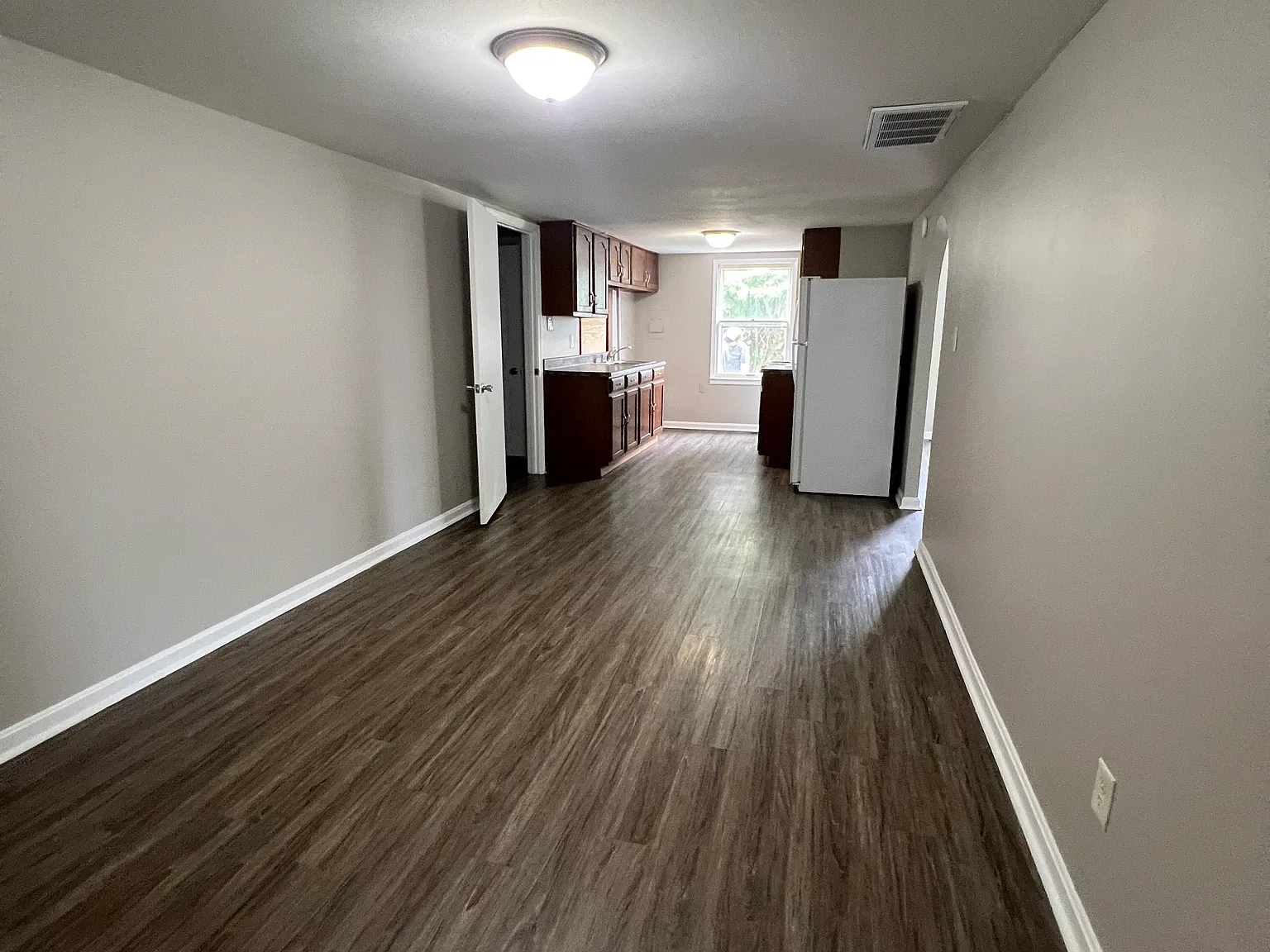 3 bed, 1144 sqft, $1,195 — Photo 3