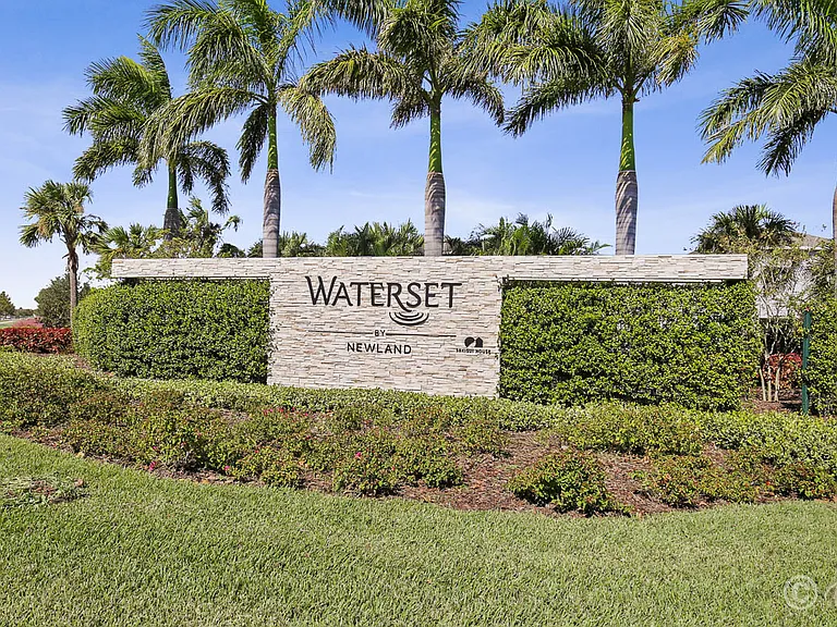 7325 Parkshore Dr — Photo 27