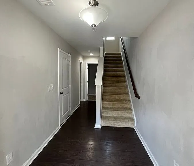 1423 Salem Creek Dr — Photo 19