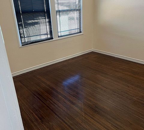 4th image of 815 24th St