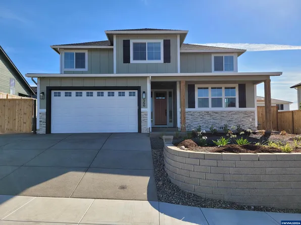 566 NW Crater Lake Dr, Dallas, OR 97338