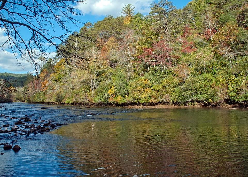 1st image of 1-3 Riverbend Trl