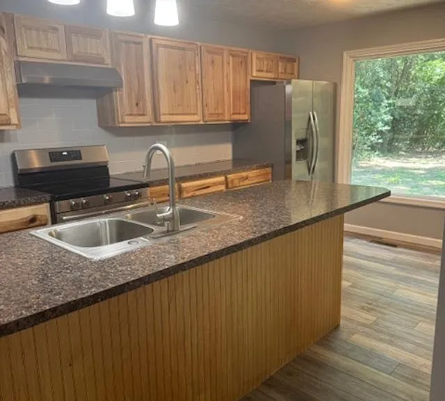 202 Dogwood Dr #A — Photo 7