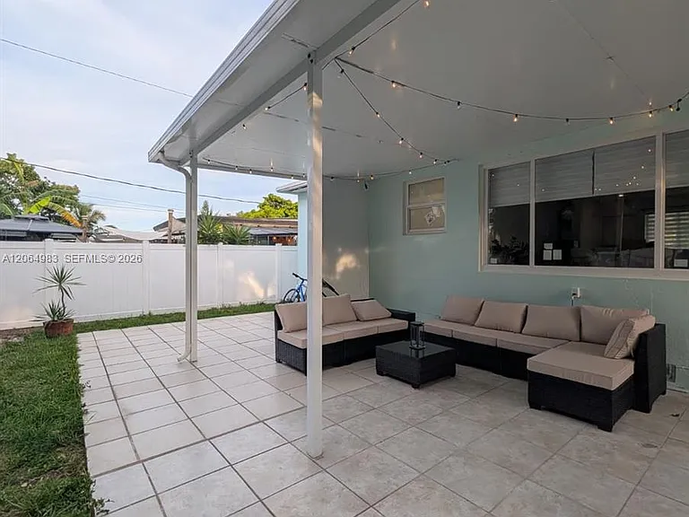 2517 Rodman St — Photo 5