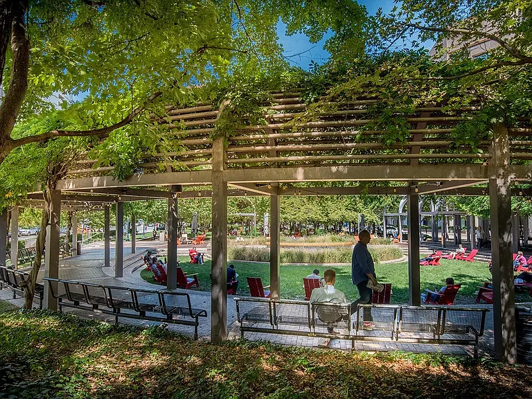 The Acadia at Metropolitan Park — Photo 43