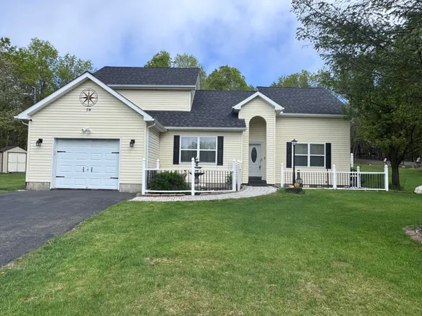59 Iroquois Rd, Albrightsville, PA 18210