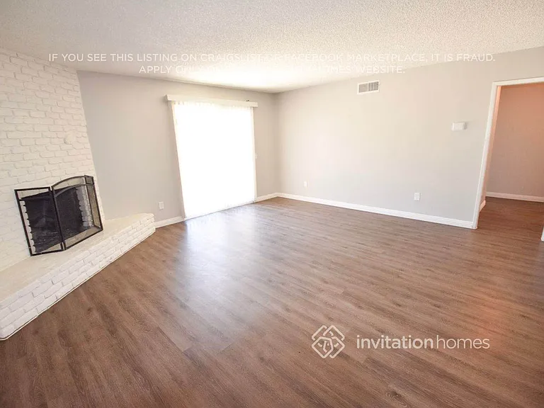 4378 Santee Pl — Photo 3