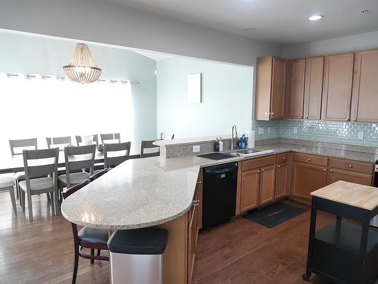 344 Ashby Commons Dr — Photo 7