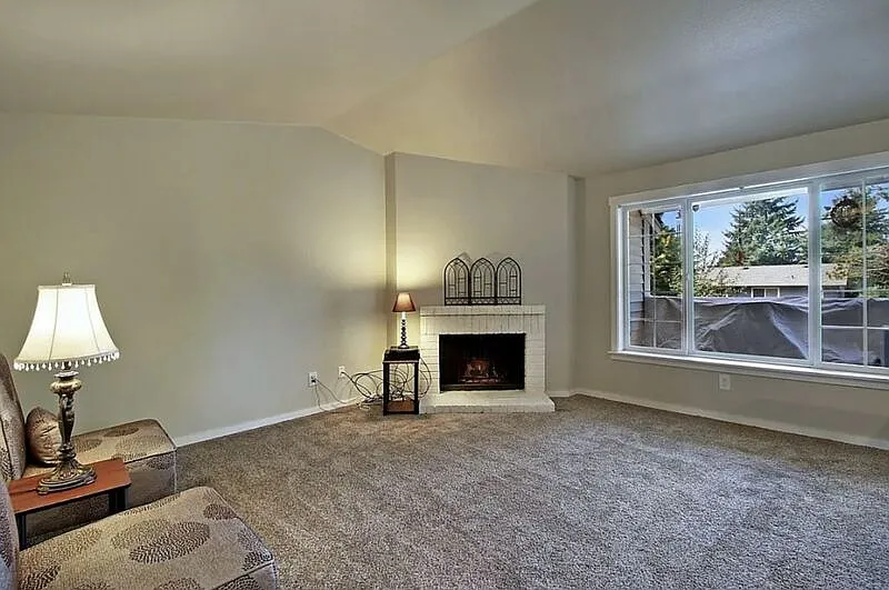 12404 E Gibson Rd — Photo 2