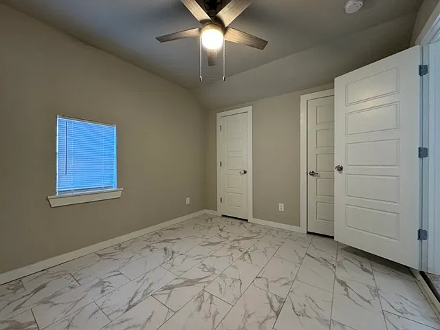 Building Photo - 206 W Ercoupe Dr