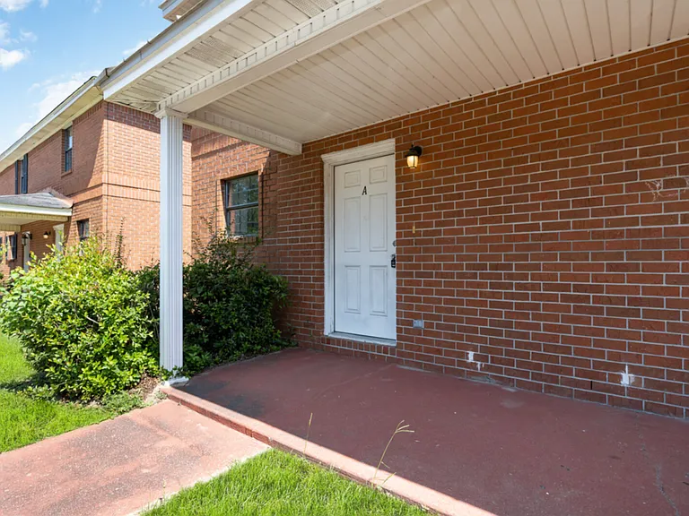 7250 Hilburn Rd #3A — Photo 1