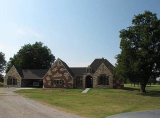 205 5th Dr, Burneyville, OK 73430