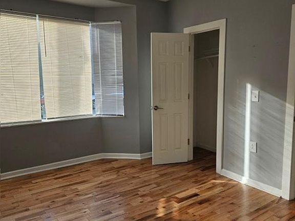 2nd image of 138 Main St APT 1