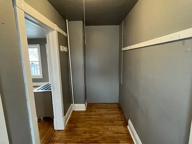 637 S 3rd Ave — Photo 12