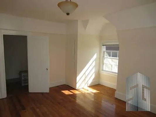 Rented by Skyline Group Real Estate | media 5