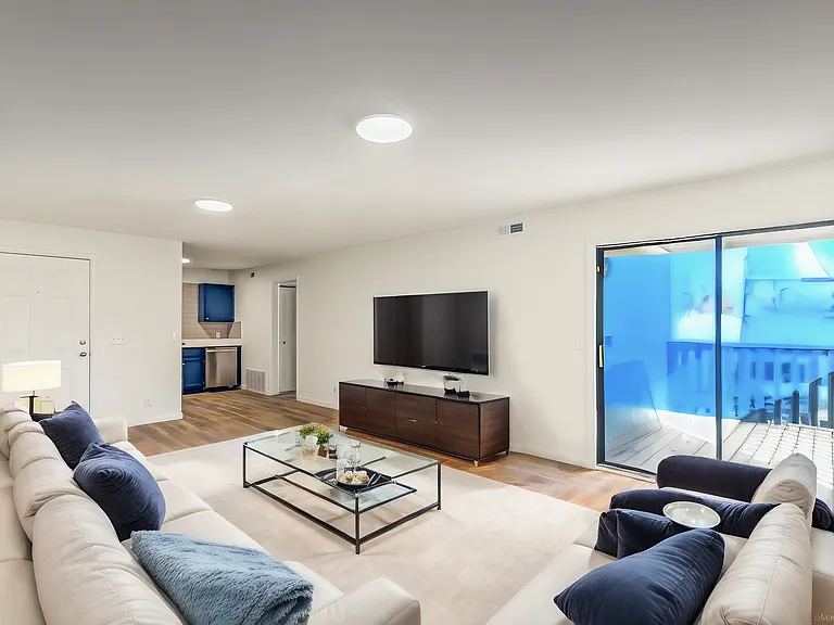 420 S Meridian — Photo 5