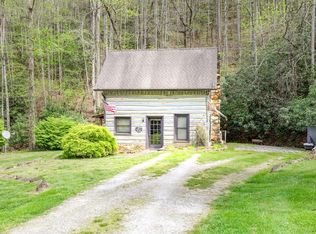 366 Newman Rd, Franklin, NC 28734