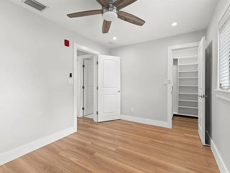 3170 NW 14th Ct — Photo 5