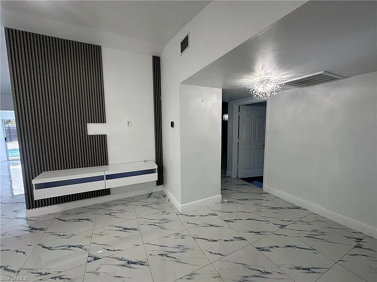 101 Edward Ave — Photo 8