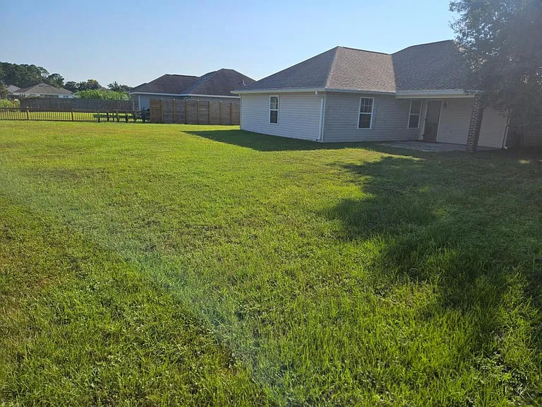 303 Twin Lakes Blvd — Photo 23