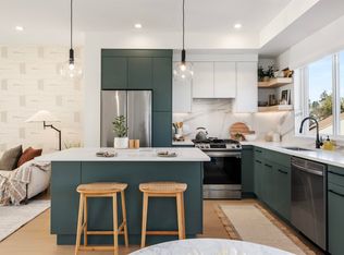 19330 Fairway Dr #28, Surrey, BC V3S0B7