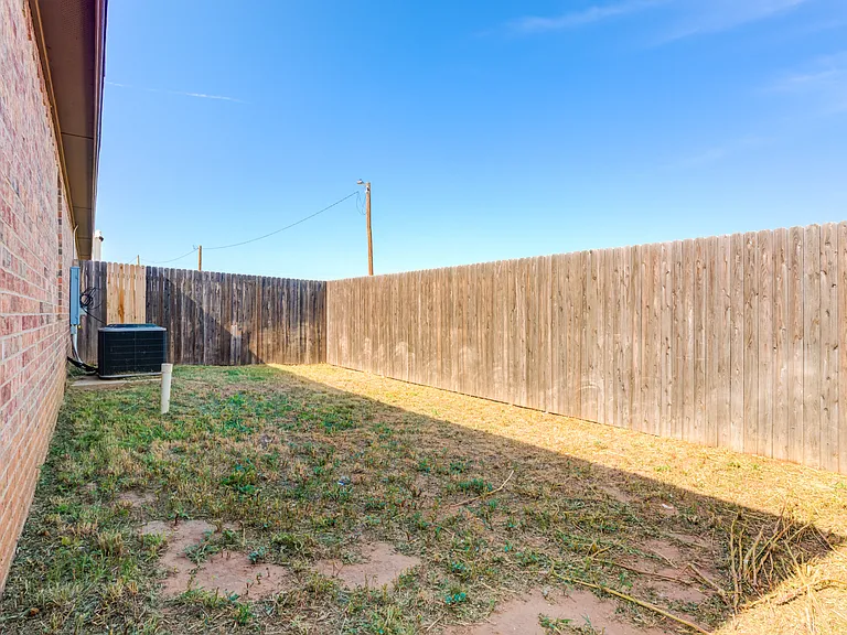 17815 Private Road 2160 — Photo 8