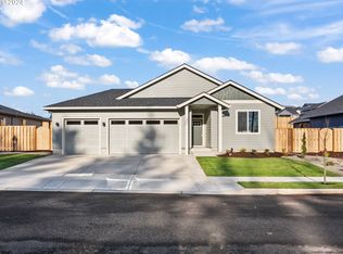 2021 E Badger Way, La Center, WA 98629