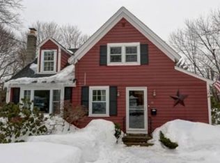 14 Lovers Ln, Medway, MA 02053