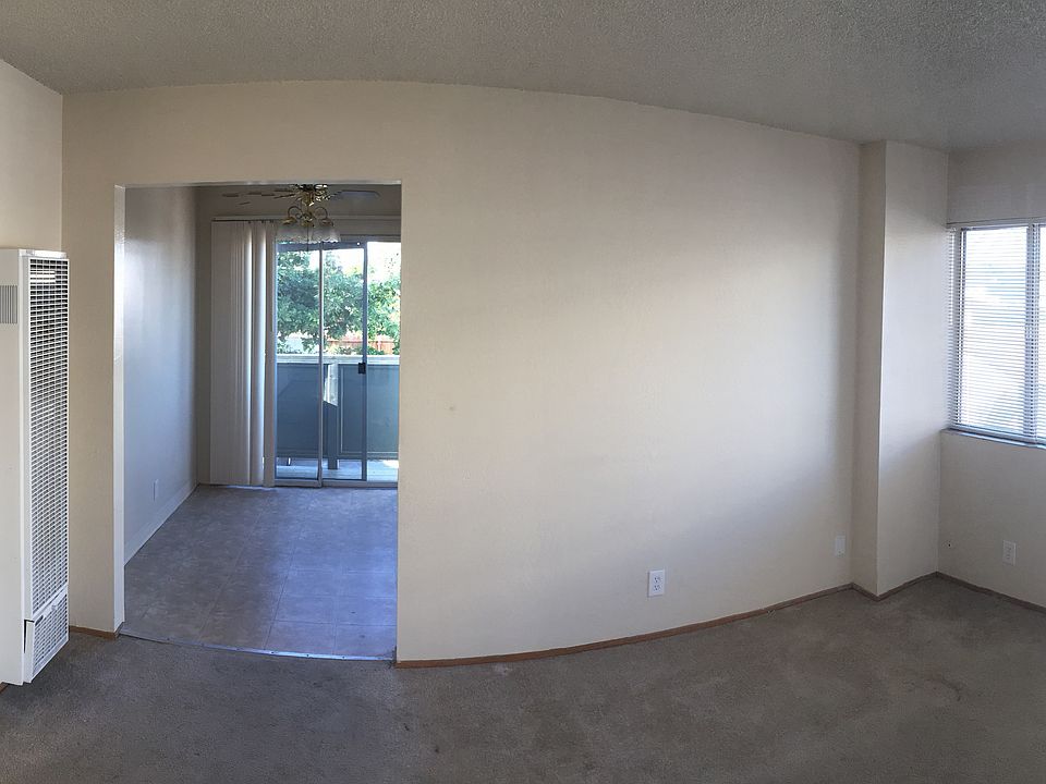 2nd image of 364 Estabrook St APT B