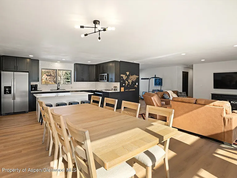 24 Cherry Ln — Photo 10